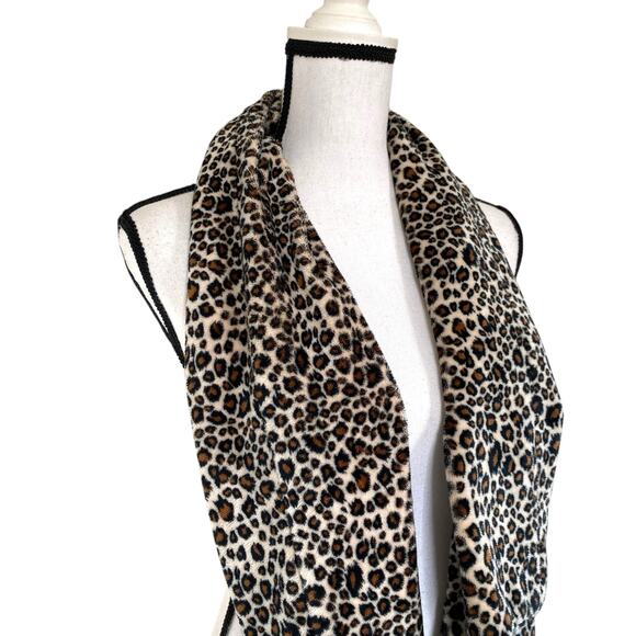 Leopard Print Plush Infinity Scarf Cozy Soft Neck warmer Animal Print - Picture 2 of 8